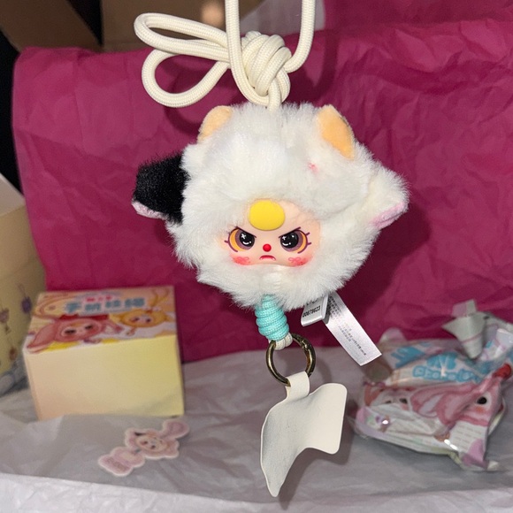 Cute White and Black Plush Phone Strap - Picture 3 of 13